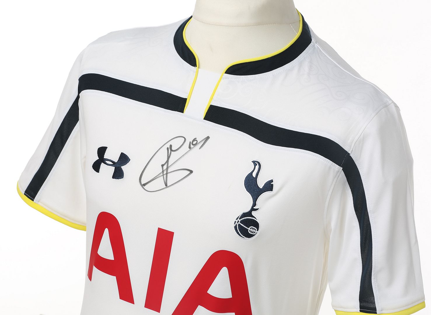 harry kane signed tottenham shirt